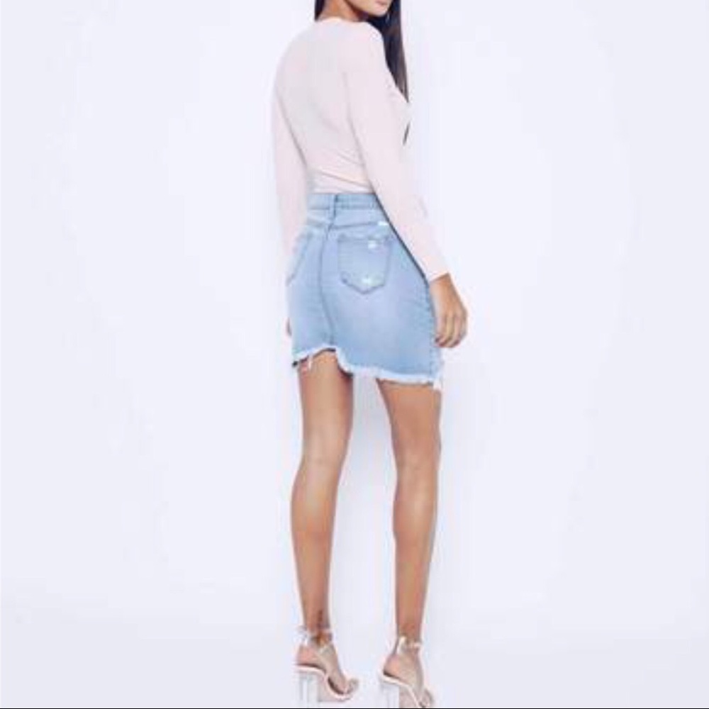 LAST‼️Distressed Jean Skirt - Picture 6 of 8